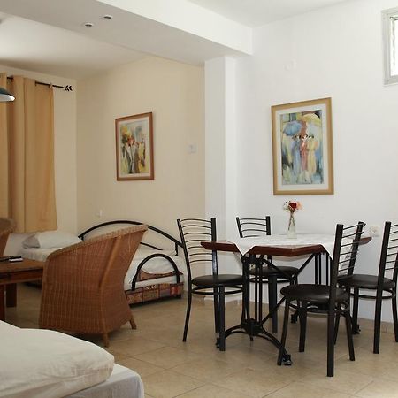 Ga'Aton Motel Nahariya Exterior photo