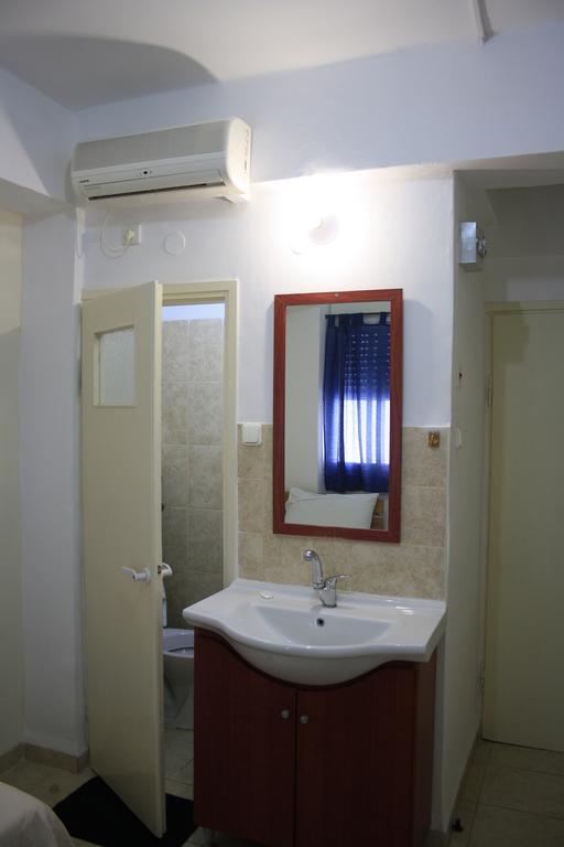 Ga'Aton Motel Nahariya Exterior photo