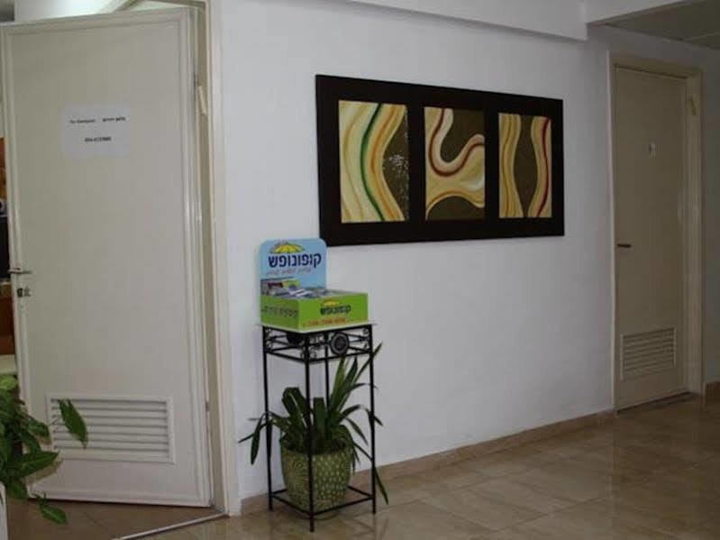 Ga'Aton Motel Nahariya Exterior photo