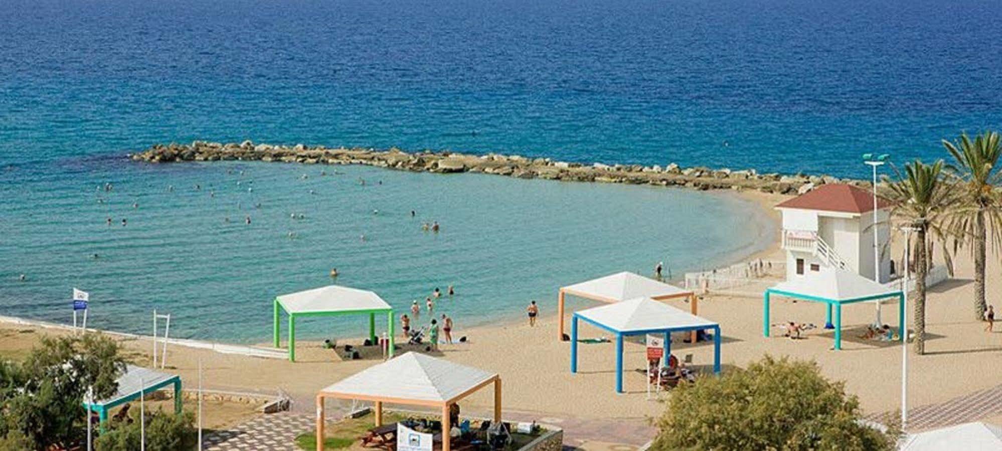 Ga'Aton Motel Nahariya Exterior photo