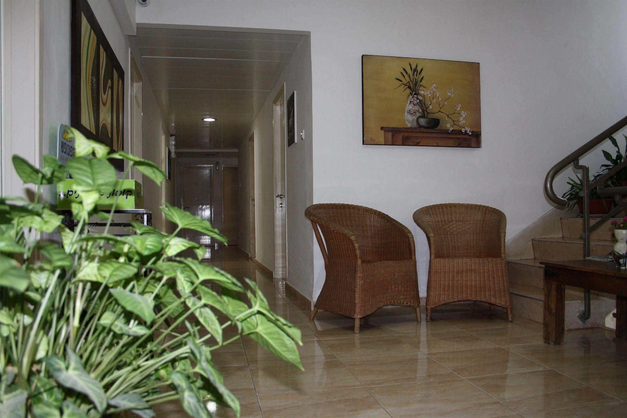 Ga'Aton Motel Nahariya Exterior photo