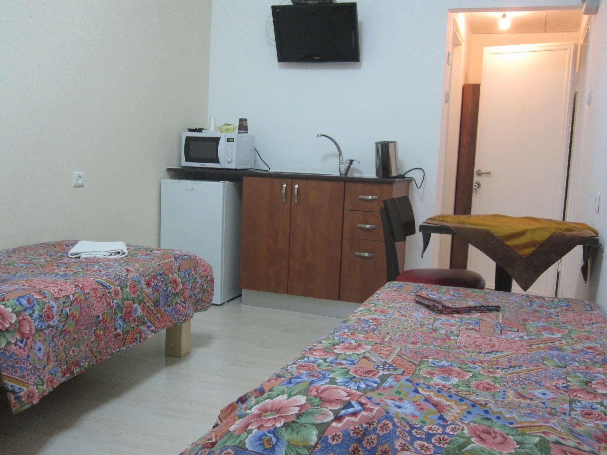 Ga'Aton Motel Nahariya Exterior photo