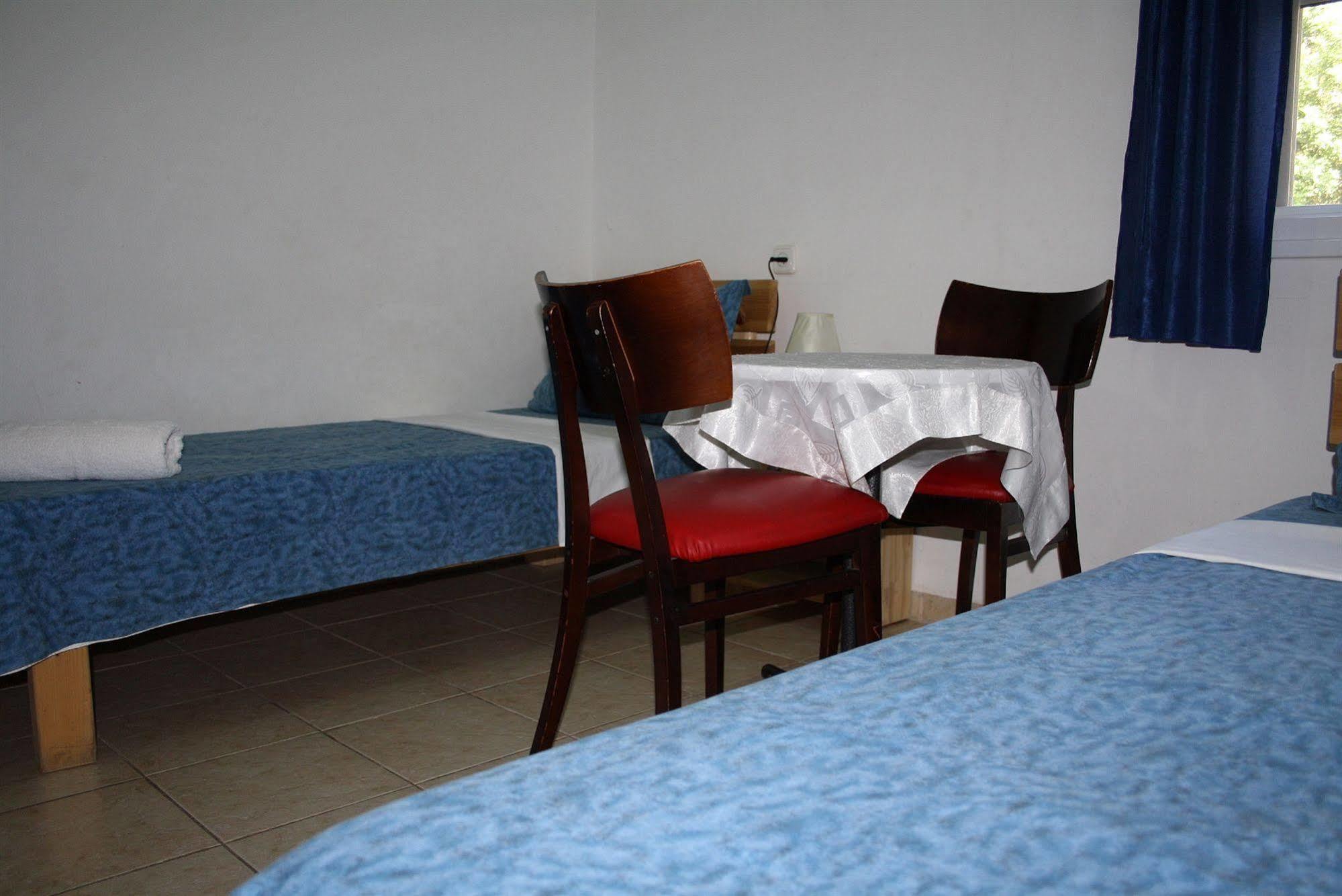 Ga'Aton Motel Nahariya Exterior photo